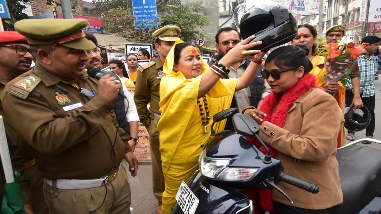 Inspector gave green signal to the rally, Traffic Additional DCP returned angry