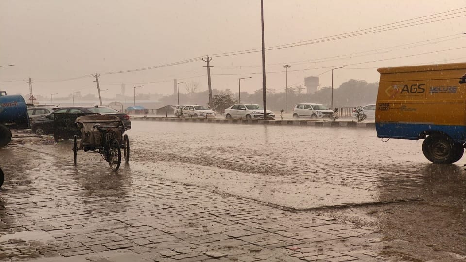 Intermittent rain in Ambala, Drop in day and night temperatures