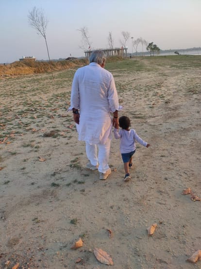 Ganga became orphan once again, Sunil Oja adopted Ganga who was washed away in a wooden box during Covid.