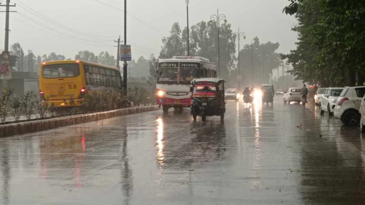 Temperature dropped by five degrees Celsius due to rain in Haryana
