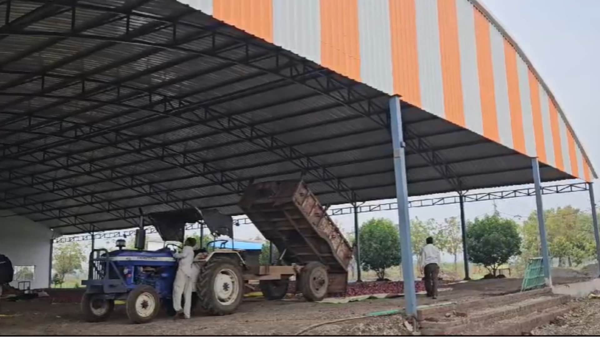 Khandwa Weather: Some farmers are happy and some are sad due to the rain of Mawathe