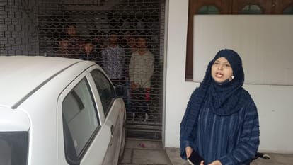 People created ruckus alleges illegal madrassa in Ramvatika colony Bareilly