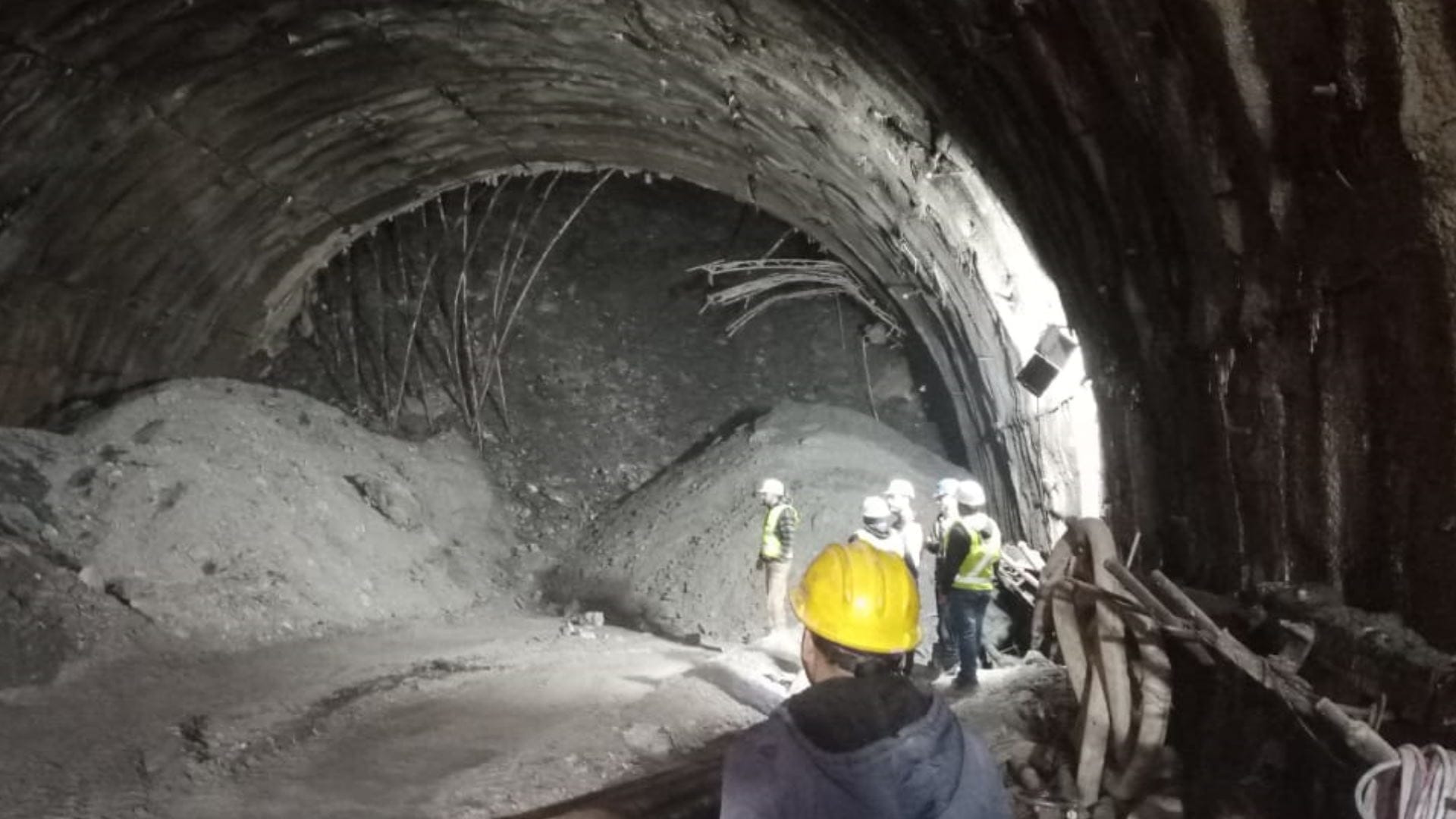 American auger machine come by plane during Silkyara tunnel accident returning by road Uttarkashi Tunnel