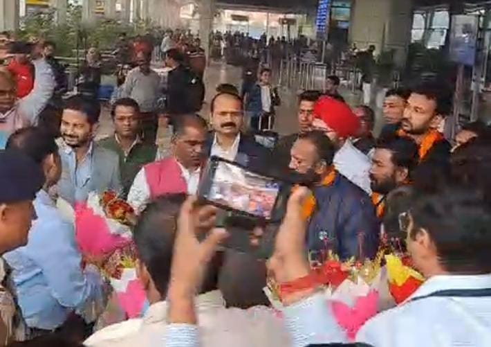 Silkyara Tunnel Incident: Workers reach Bihar from Uttarakhand, welcomed at Patna airport, talk on employment