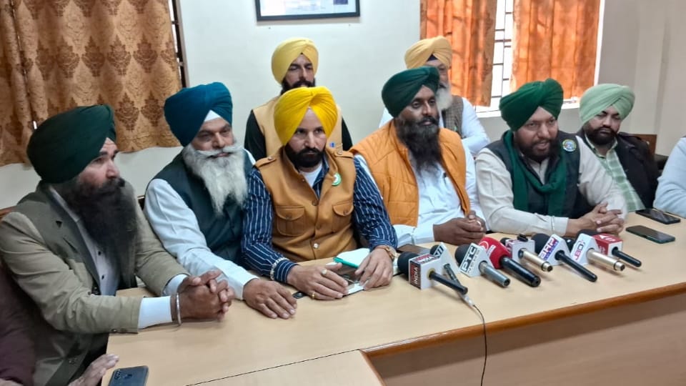 Per quintal rate of sugarcane has been increased by Rs 11 in Punjab