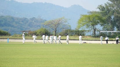 Cooch Behar Trophy: Fourday match between Himachal and Jammu and Kashmir begins at Luhnu Cricket Ground