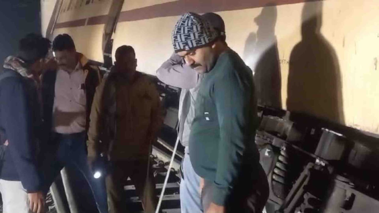 Lalgarh-Jaisalmer train derails near Bikaner