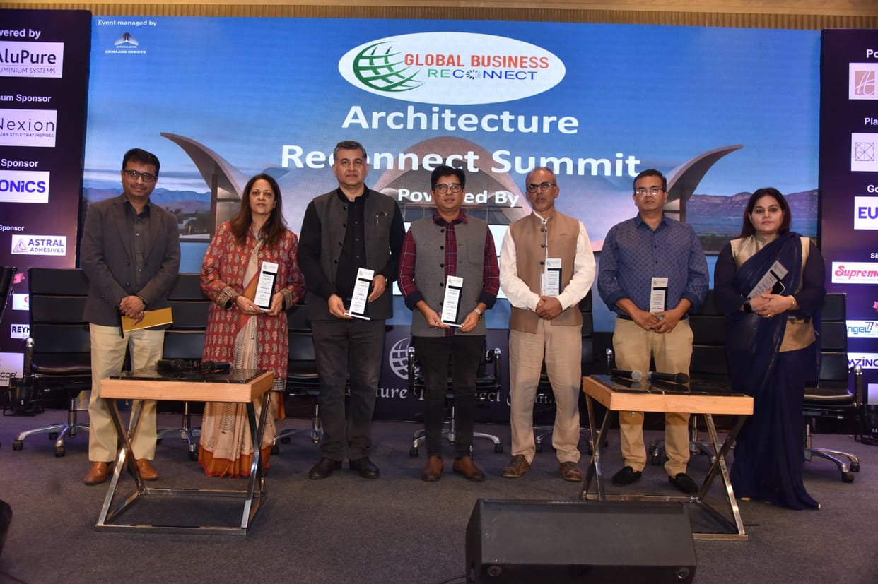 Indore: Experts said in the Architecture Summit - give importance to greenery in the interior.
