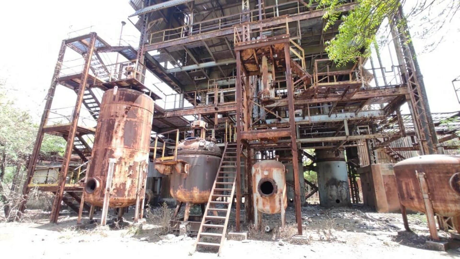 Bhopal Gas Tragedy 2 Dec 1984, 16000 people were died in this Accident, The railwaymen