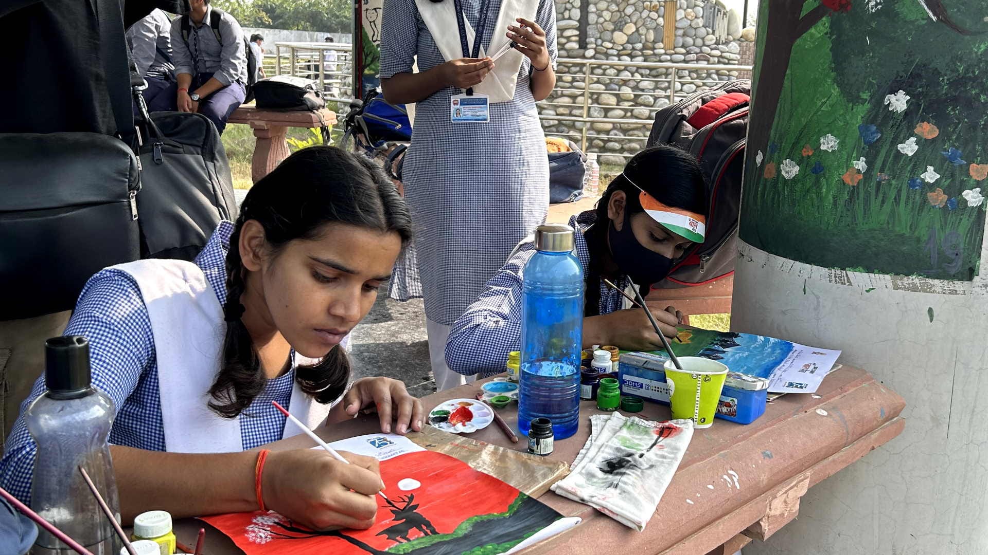 When children got stage in amar ujala children fair Gorakhpur zoo