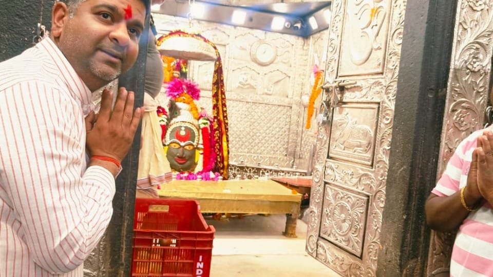 mahakaleshwar temple khatu shyam mandir baglamukhi nalkheda swarn mandir
