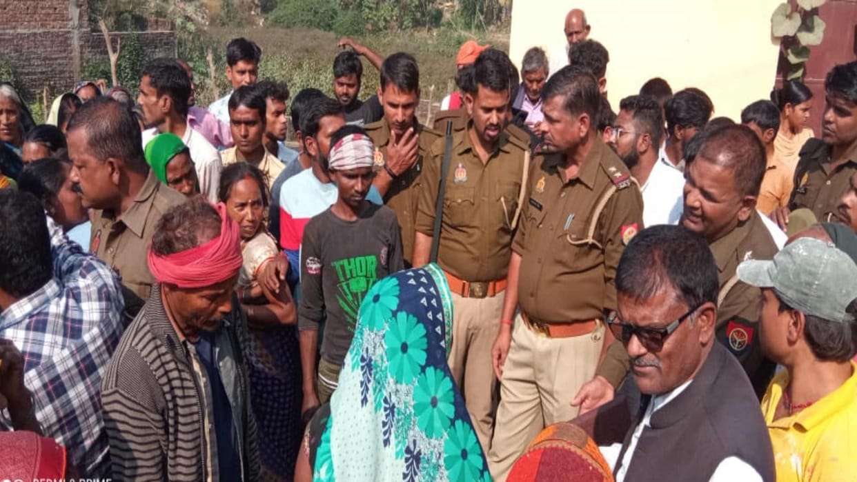 Old woman dies going to sell milk crushed by tractor trolley