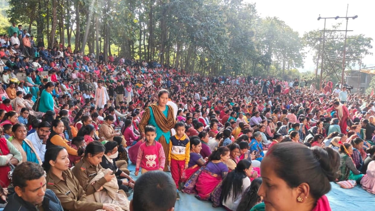 Siddhabali Mahotsav in Kotdwar Shankaracharya Raj Rajeshwar reached devotees crowd gathered Watch Photos