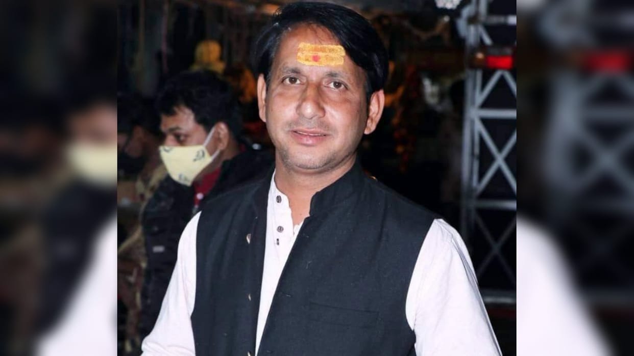 Ujjain: Video of Congress leader Bablu Khichi went viral with fake ID; Case registered against four people