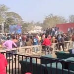 मोहम्मद शमी को देखने हरिद्वार में उमड़ी भीड़।