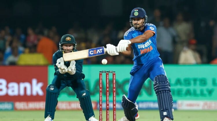 Ind Vs Aus Live Score:ऑस्ट्रेलिया के खिलाफ भारत की आधी टीम पवेलियन लौटी, जितेश शर्मा आउट; श्रेयस अय्यर टिके – Ind Vs Aus T20 Live Score: India Vs Australia Toss Match Today Chinnaswamy Stadium Updates