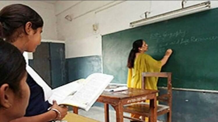 UP : शिक्षा सेवा चयन आयोग में कई नए पद सृजित, परीक्षा नियंत्रक और वित्त नियंत्रक के पदों पर होगी नियुक्ति
