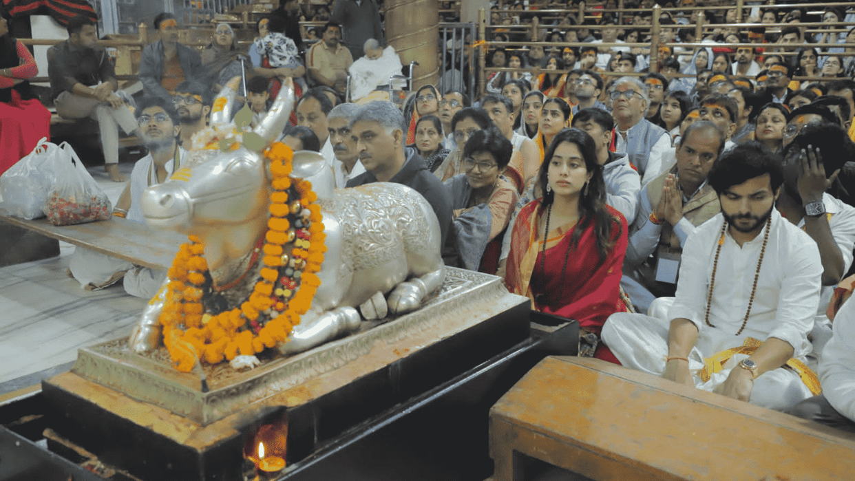 Actress Jhanvi Kapoor arrives to seek blessings of Baba Mahakal