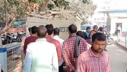 Bihar News Speeding bike collides with tree in Gopalganj, two killed; Four friends were returning from wedding