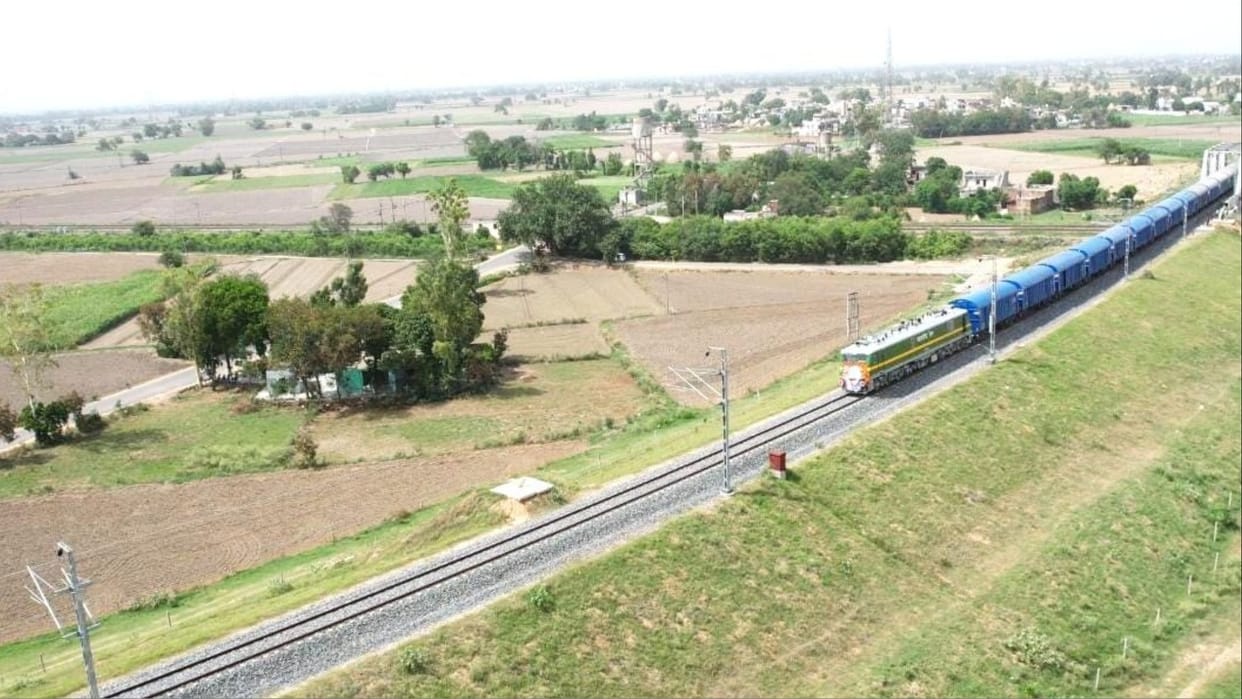 Operation of goods trains started on Shambhu-Sahnewal section of freight corridor.