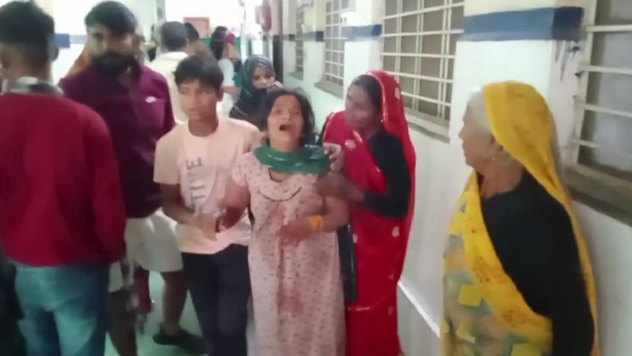 Dholpur: Man dies after falling from roof due to electric shock; Went to put up tarpaulin when it rained
