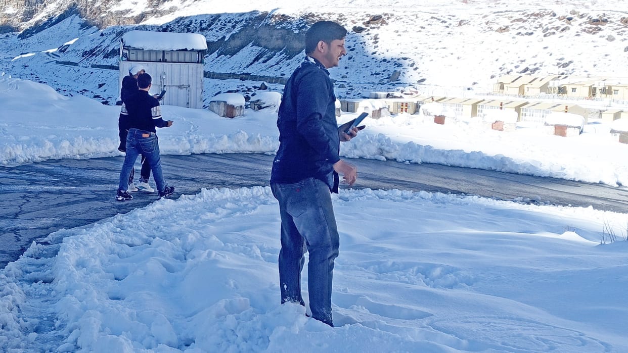 Tourist activities increasing in Manali Advance booking also increased