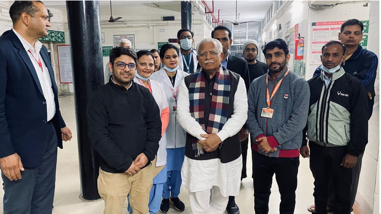 Haryana: CM reached civil hospital for surprise inspection at 10 pm