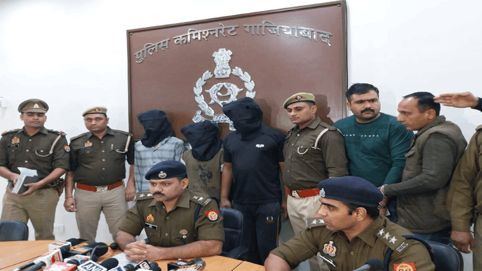 girl misdeed tronica city police arrested five accused