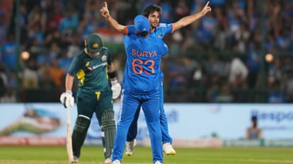 IND vs AUS Ravi Bishnoi Emerges As India Third Spin Option Ahead Of T20 World Cup Yuzvendra chahal stats