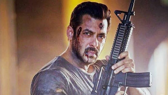Salman Khan Film Tiger 3 earning did not reach cost even after 21 days now Tiger vs Pathaan War 2 in trouble