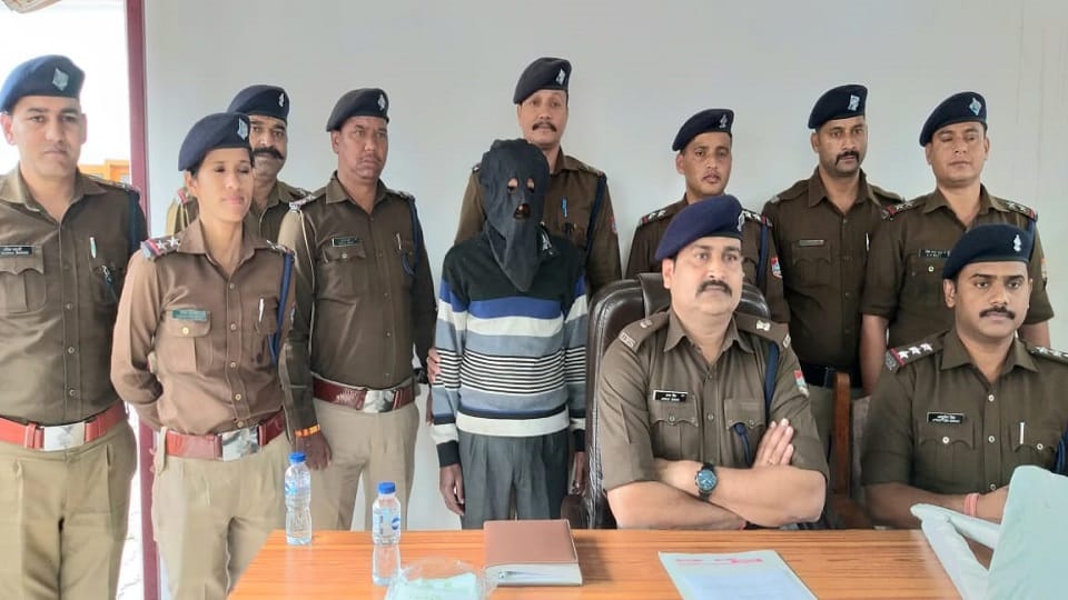 Police revealed the murder case of brick kiln watchman in jaspur