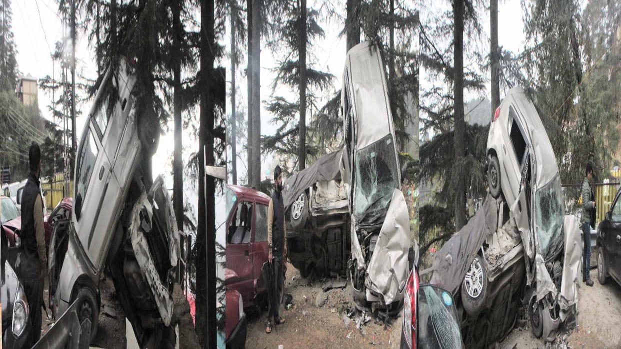 Six vehicles damaged in collision with uncontrolled truck, driver absconding