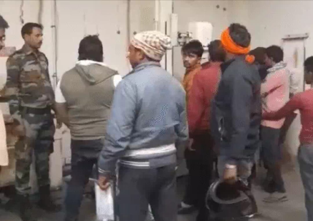 Bihar News : Criminals entered the house and shot JDU leader in Bettiah.Bihar police.