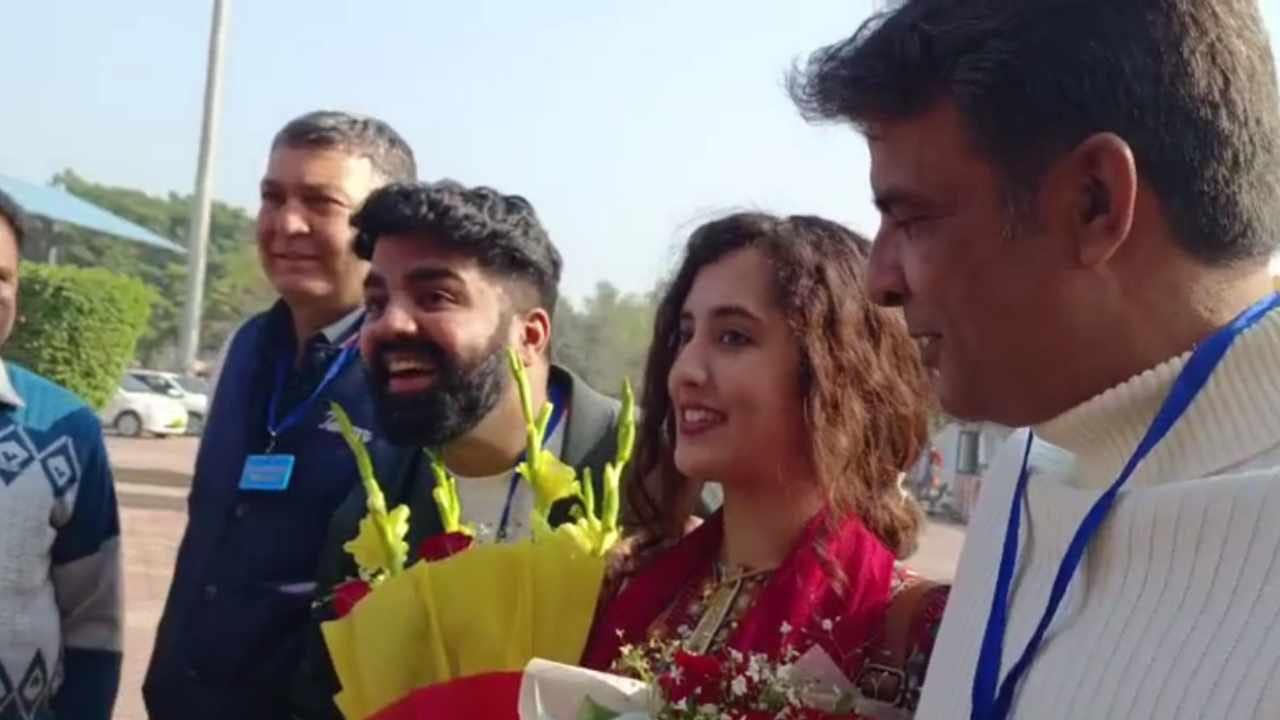 Pakistani girl reached India through Attari border to get married