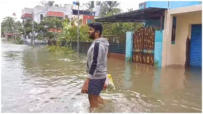 तमिलनाडु में घरों के अंदर पहुंचा बारिश का पानी।