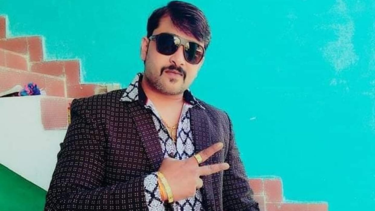 Gwalior News: After winning election, Dinesh Lodhi, son of BJP MLA Pritam Lodhi, called and threatened youth