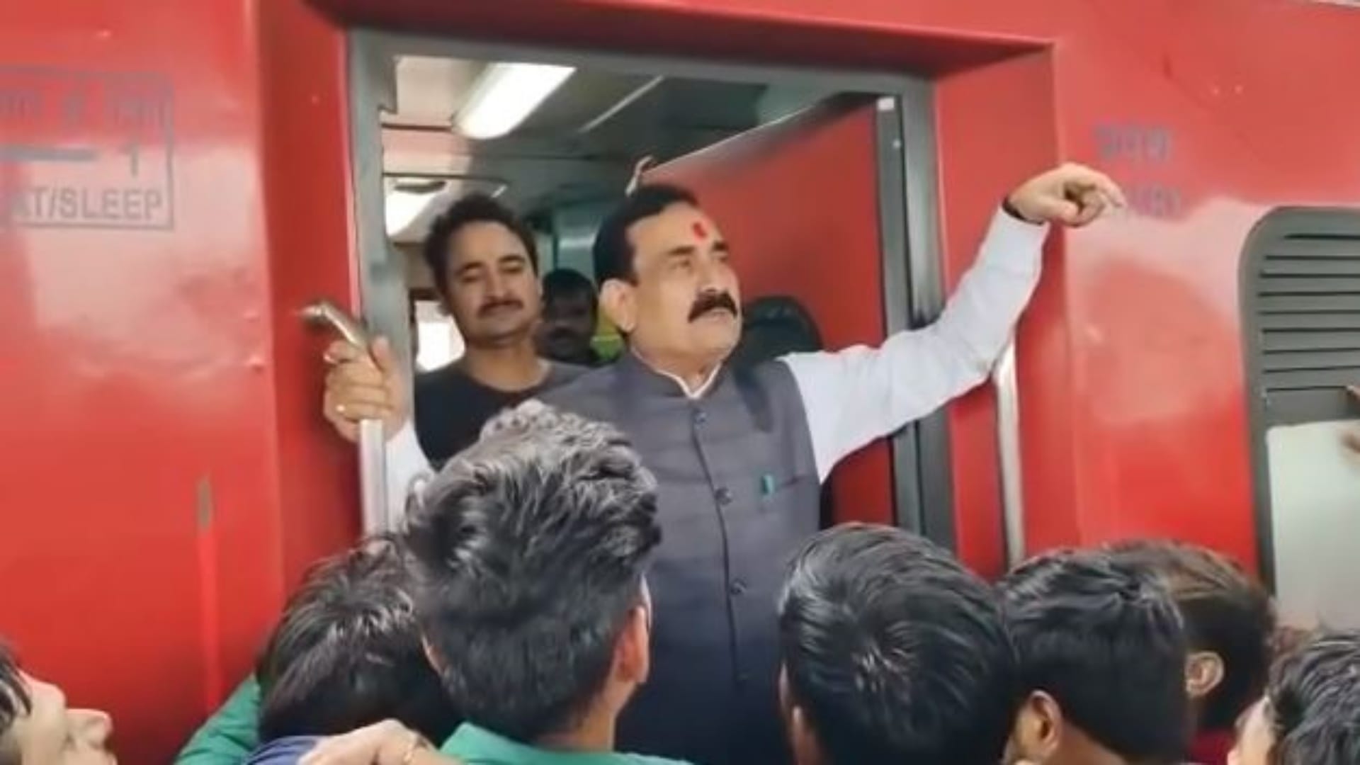 MP Election 2023 Narottam Mishra seen in poetic style after losing the election