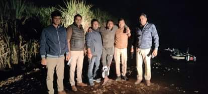 पुलिस गिरफ्त में घायल बदमाश