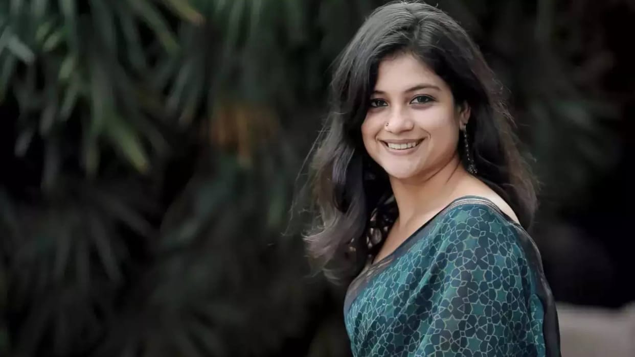 Chennai Floods Aditi Balan Slams CM Stalin As Cops Ask Her To Make Way For His Convoy While Rescuing Families
