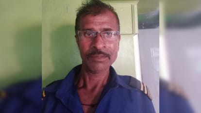 Body of a farmer was found hanging in his room in Hajipur; Police started investigation