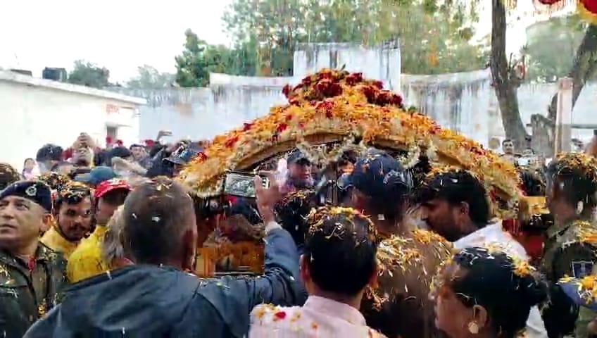 Ujjain Kaal Bhairav: Baba Kalbhairav went on a city tour in child form wearing the turban of Scindia State.