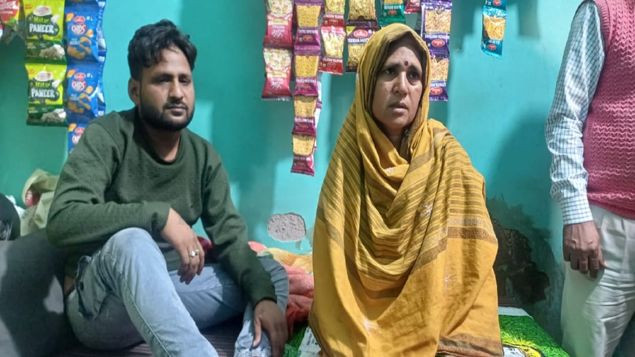Conflict between two communities over demand for money in Abdulapur of Meerut, two people injured