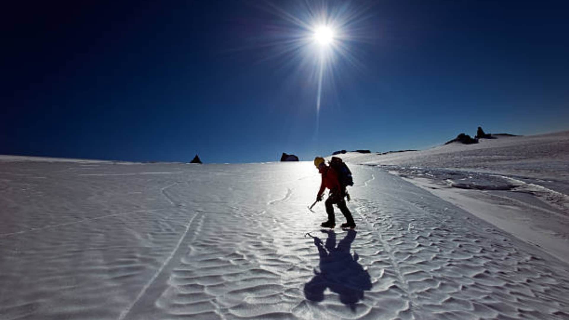 Antarctica life in south pole where allowed to take showers only for 2 minute per week
