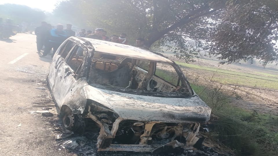 Car fire in Sonipat, Driver burnt alive, possibility of accident due to short circuit