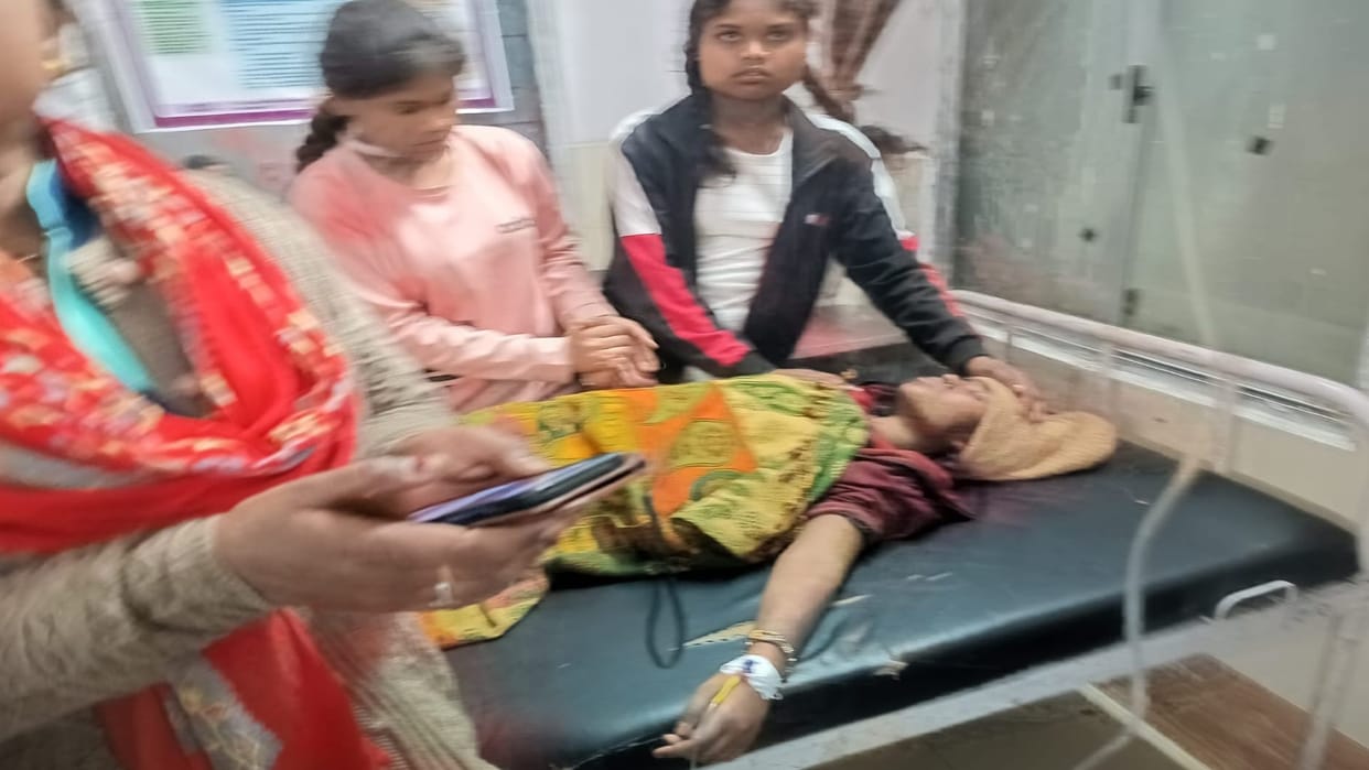 Four girl students fell ill from contaminated food in Chhindwara
