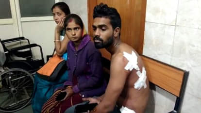 उधारी के रुपये मांगने गए युवक पर चाकू से हमला