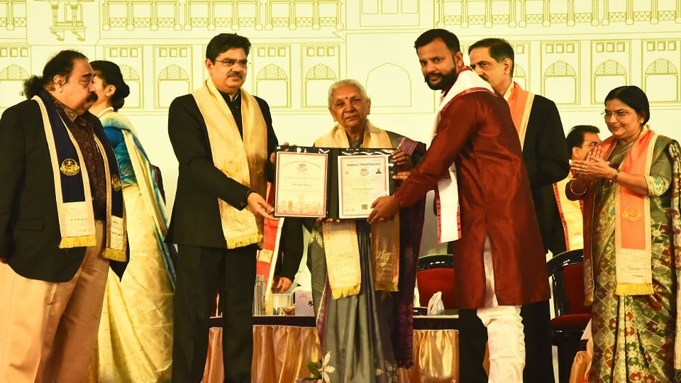 Shivam Mishra got Atul Maheshwari Gold Medal