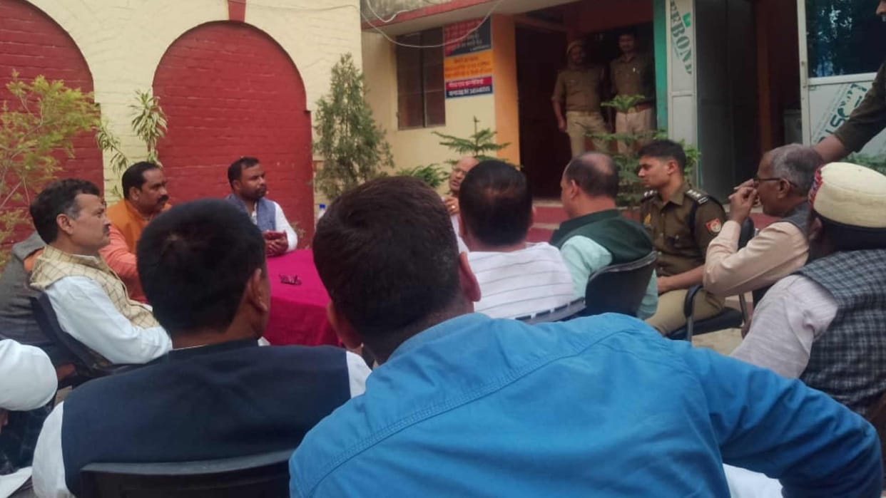 Inspector slapped BJP member in Gorakhpur