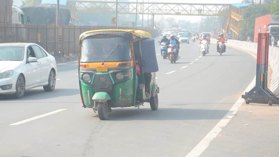 visible effect of two-day action on highway Vehicles passing through the old route from Waterworks to Sikandra