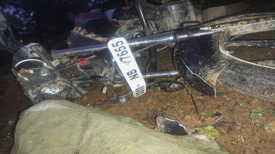 Speeding bike driver collides with bridge in Gaurela Pendra Marwahi condition critical